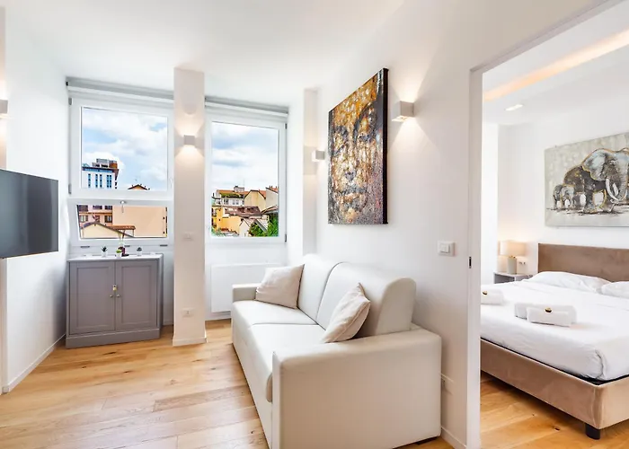 Moscova Luxury Home